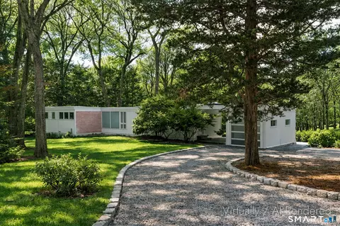 17 Richmond Hill Rd, Weston, CT 06883