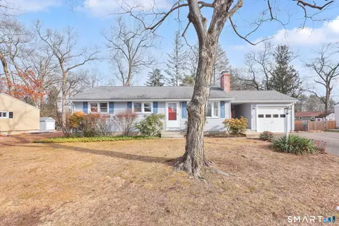 6 Ellis Rd, Enfield, CT 06082