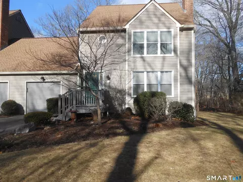 11 Coulter St #28, Old Saybrook, CT 06475