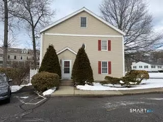 1 East Ct #1, Derby, CT 06418