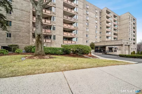 143 Hoyt St #2H, Stamford, CT 06905