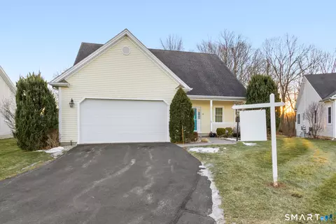 20 Sanford Rdg #20, East Granby, CT 06026