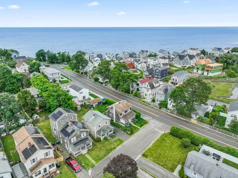 5 Vine St, Milford, CT 06460