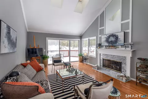 102 Mill Ln #102, Torrington, CT 06790