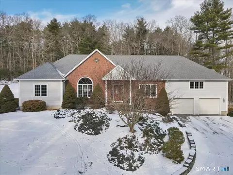 506 Hope Valley Rd, Amston, CT 06231