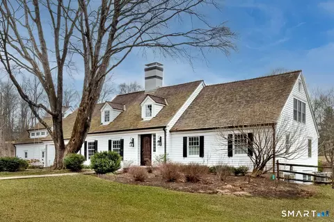 77 Golf Ln, Ridgefield, CT 06877