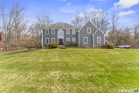 32 Yogananda St, Sandy Hook, CT 06482