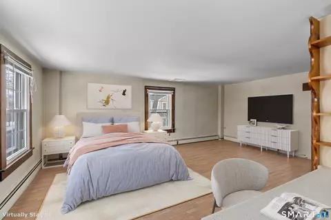 Bedroom - 392 Boston Neck Rd, Suffield, CT 06078 photo 3 of 6