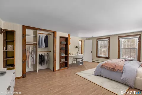 Bedroom - 392 Boston Neck Rd, Suffield, CT 06078 photo 4 of 6