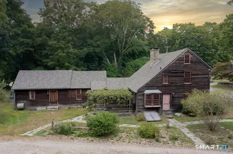 131 Cow Hill Rd, Clinton, CT 06413