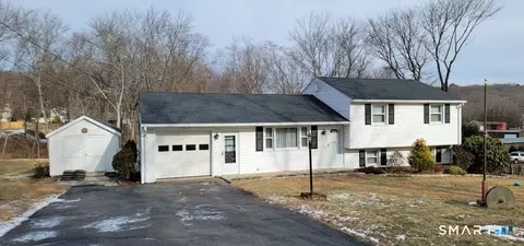 19 Klan Dr, Wolcott, CT 06716