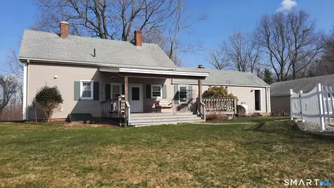 204 Paine Rd, Pomfret, CT 06259