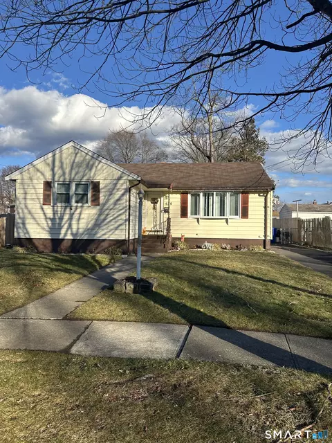 670 Henry Avenue Ext, Stratford, CT 06614