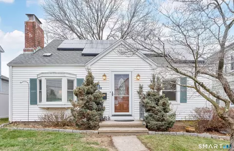 122 Richard St, West Hartford, CT 06119