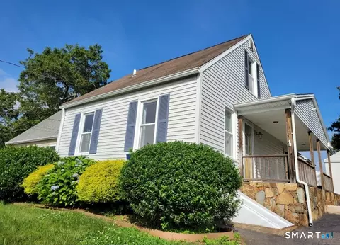 26 King St, Shelton, CT 06484