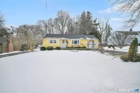 72 Concord Cir, Wethersfield, CT 06109