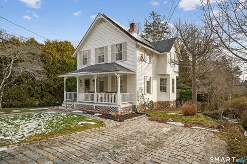 232 Noank Rd, Mystic, CT 06355
