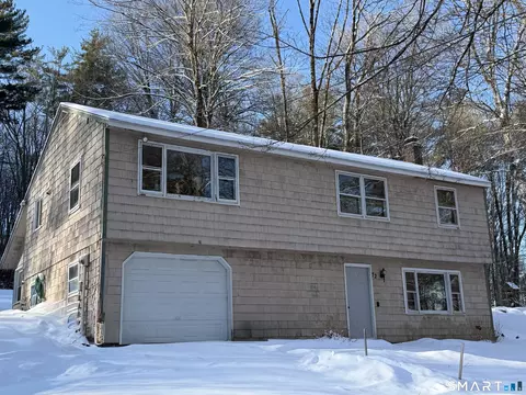 72 Johnson Rd, Canaan, CT 06031