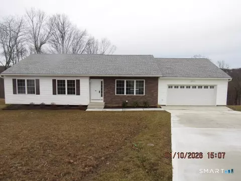 43 Warm Earth Rd, Naugatuck, CT 06770