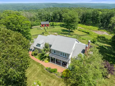 31 Birch Hill Rd, Lyme, CT 06371