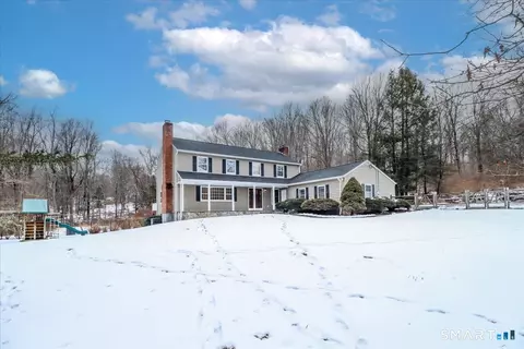 6 Westwood Ter, Newtown, CT 06470
