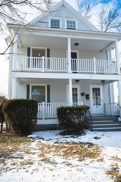 20 Roosevelt St, Manchester, CT 06040