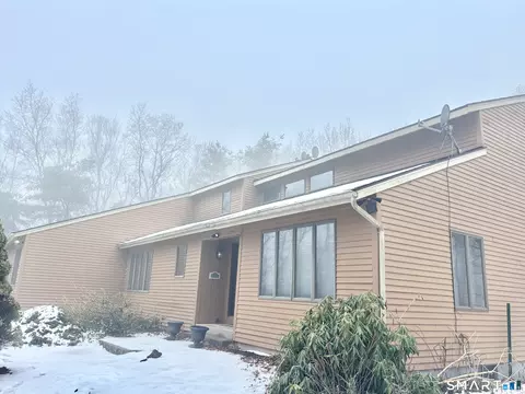 101 Dockerel Rd, Vernon, CT 06066