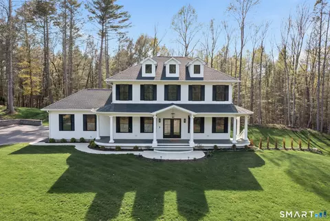 61 Twinbrook Dr, Somers, CT 06071