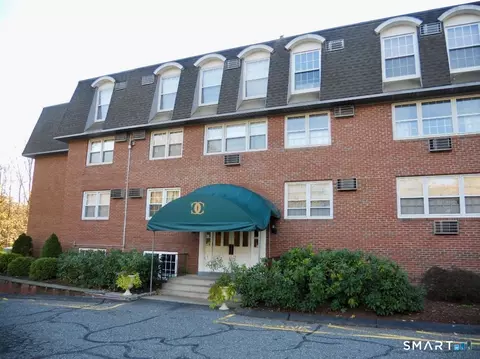 34 Padanaram Rd # A, Danbury, CT 06811