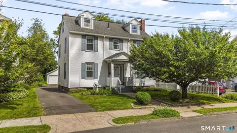 22 Rodney St, Hartford, CT 06105