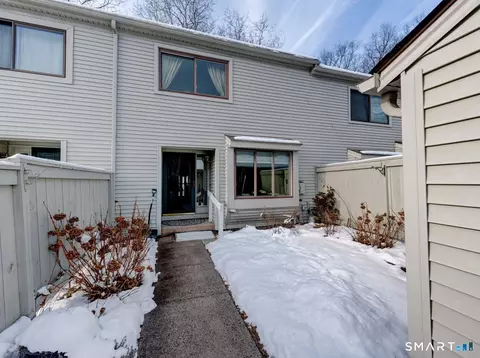 128 Farmington Chase Cres #128, Farmington, CT 06032