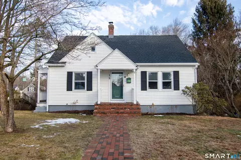 15 Earl St, Vernon, CT 06066