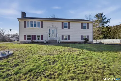 16 Jubilee Dr, Southington, CT 06479