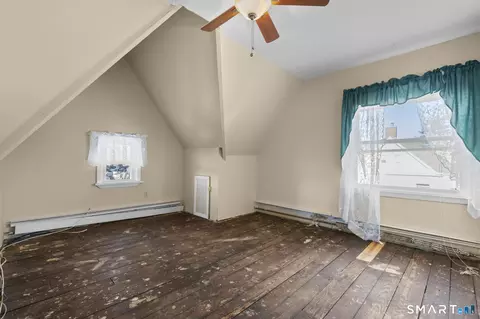 Bedroom - 4 Fairview Ter, Derby, CT 06418 photo 4 of 7