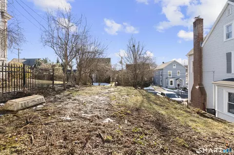 Exterior - 4 Fairview Ter, Derby, CT 06418 photo 4 of 6