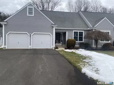 36 Buckland St #19, Southington, CT 06479