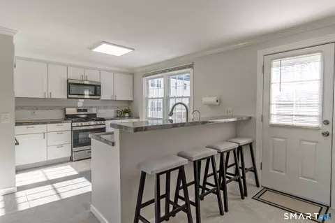 10 Carolina Dr #25, Oakdale, CT 06370
