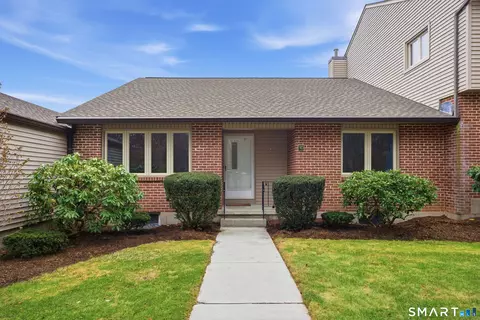 449 S Main St #90, Manchester, CT 06040