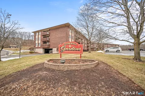 1114 Cromwell Hills Dr #1114, Cromwell, CT 06416