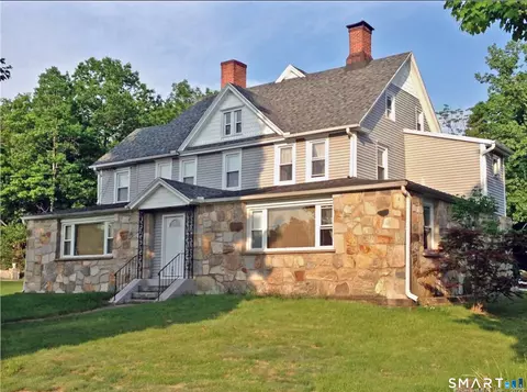 387 S Main St, Seymour, CT 06483