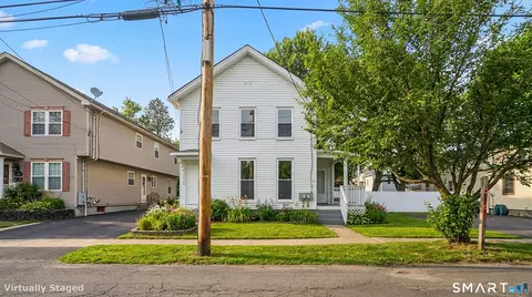 19 Kellogg St, Westfield, MA 01085