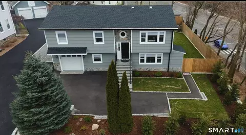 7 Dubois St, Stamford, CT 06905