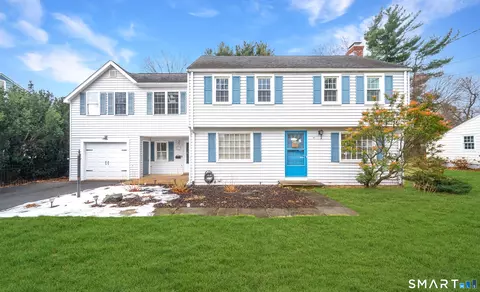 86 Hartwell Rd, West Hartford, CT 06117