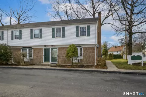 245 Sunnyridge Ave #33, Fairfield, CT 06824