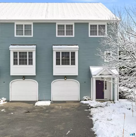 99 Overshot Dr #99, Glastonbury, CT 06073
