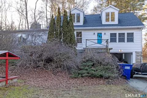 1661 Center Groton Rd, Ledyard, CT 06339