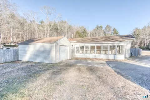 597 Warrenville Rd, Mansfield, CT 06250