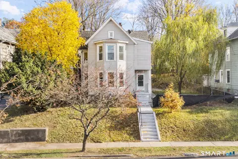 55 Lewis Ave, Meriden, CT 06451