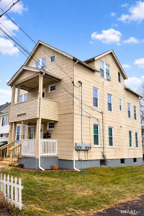 23 Edward St, New Britain, CT 06051