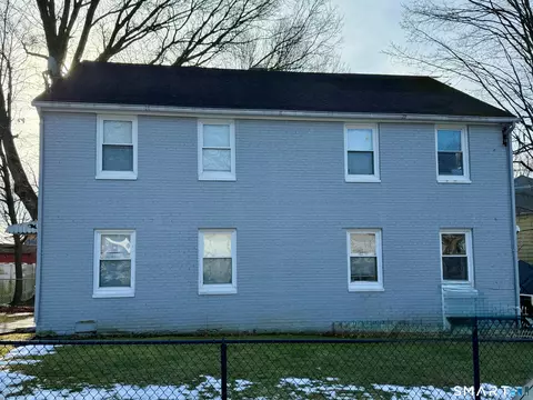 70 Manila Pl, Bridgeport, CT 06610